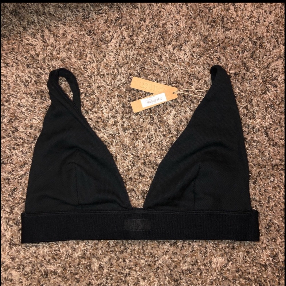 Skims Soot Top